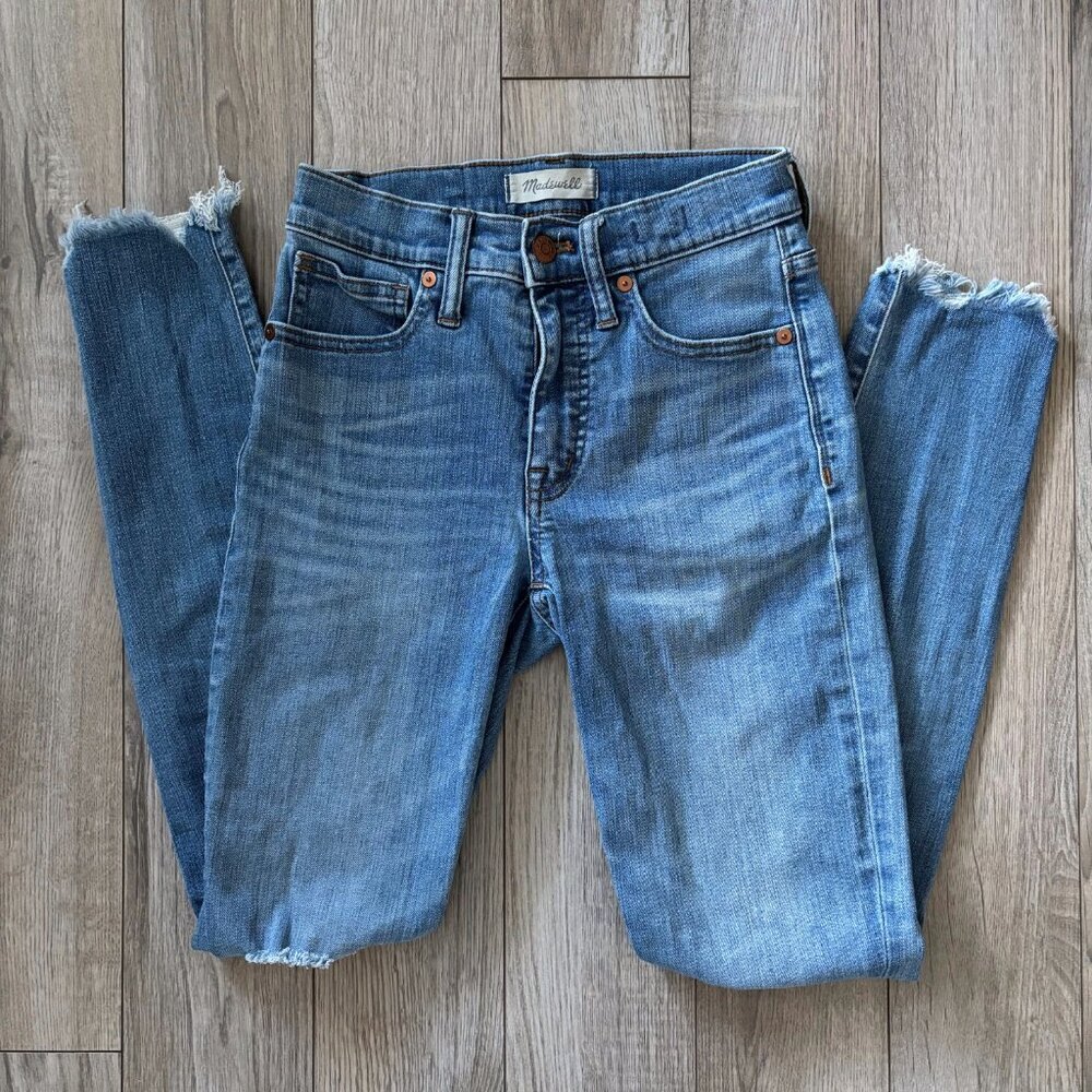 Madewell 9" High-Rise Skinny Jeans Blue Wash Distressed with Frayed Hems Size 24